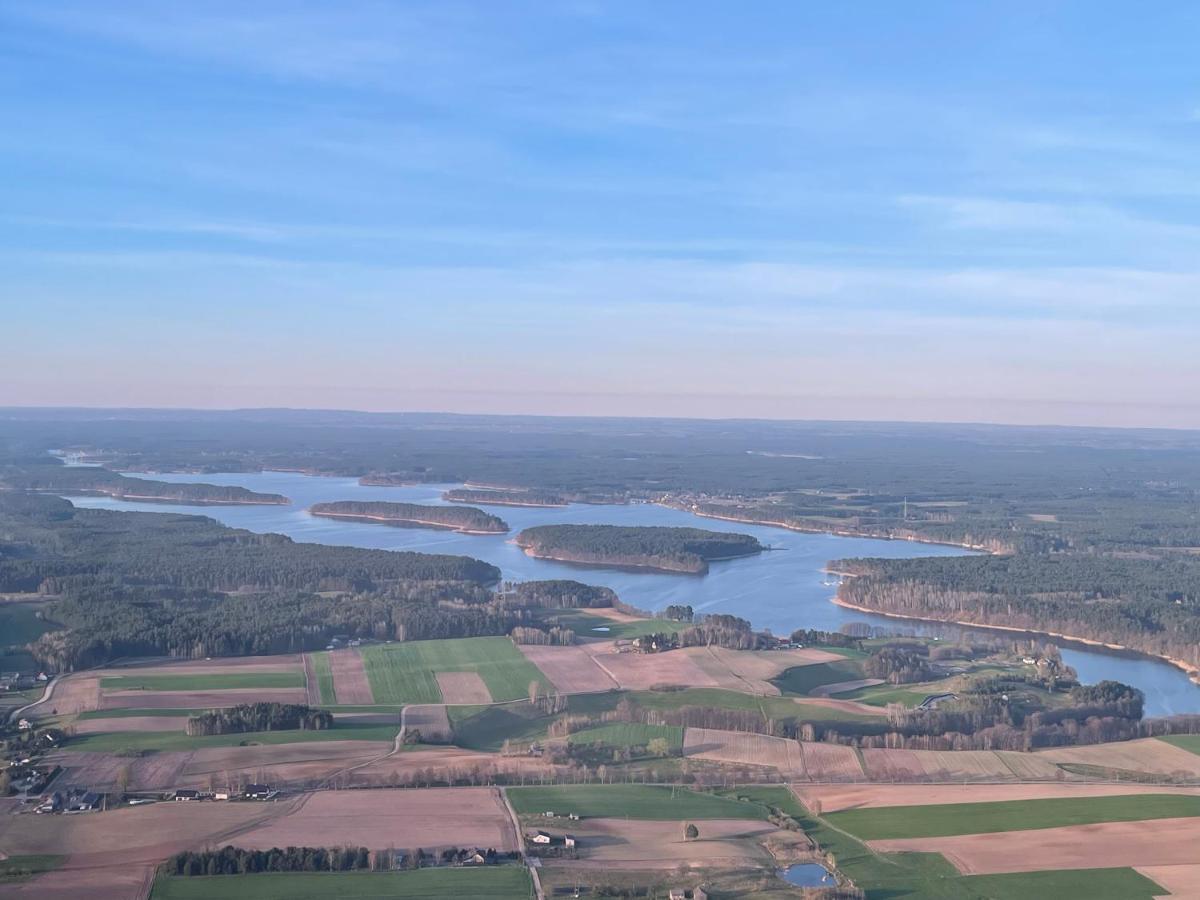 Schadzka W Dwunastce Z Widokiem Na Jezioro Borsk Exteriör bild