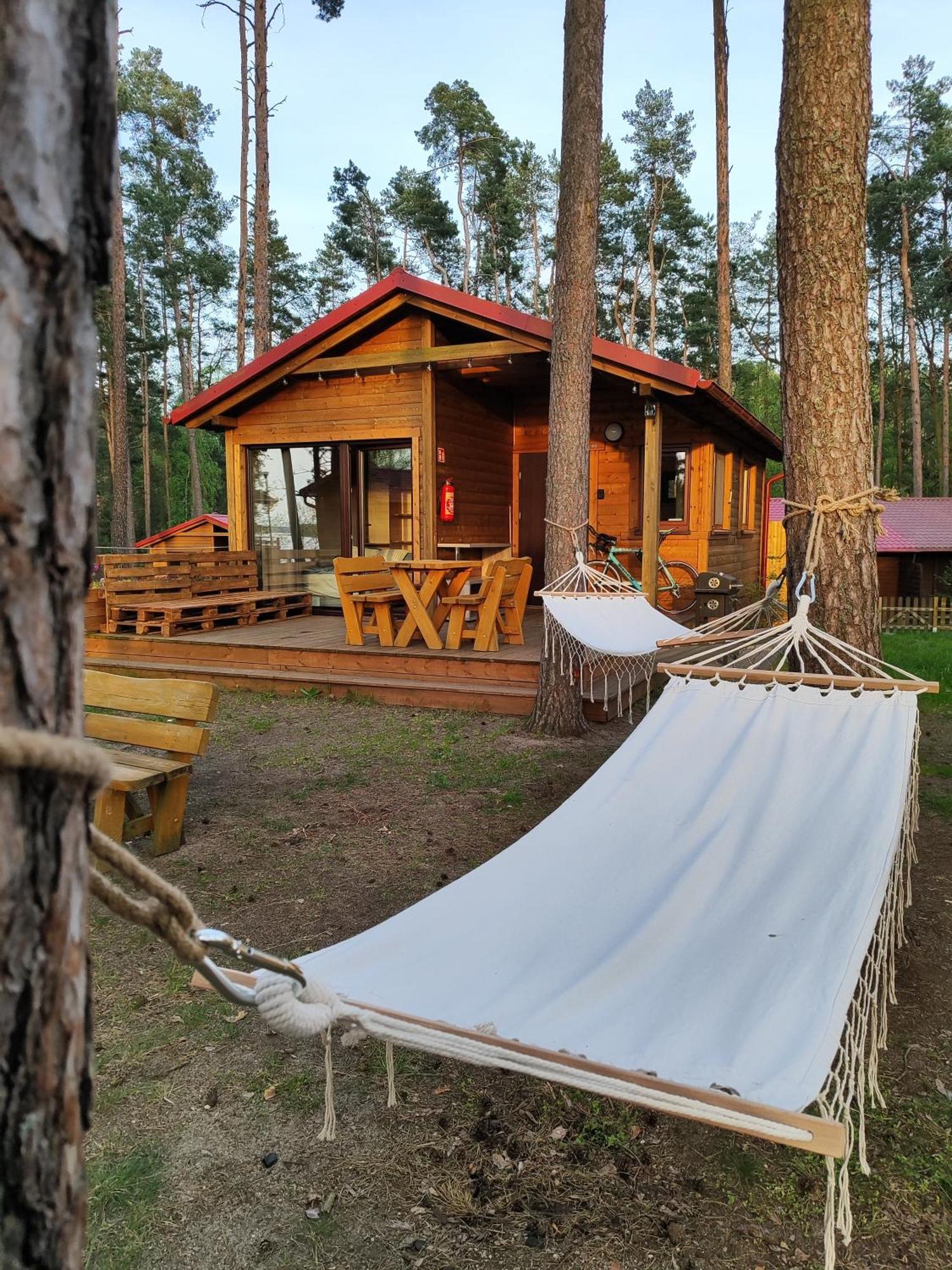 Schadzka W Dwunastce Z Widokiem Na Jezioro Borsk Exteriör bild
